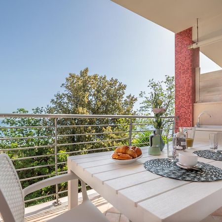 Abruzzodamare Amazing Apartments With Romantic Sea View Francavilla Al Mare Exterior photo